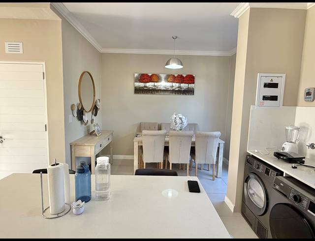 3 BEDROOM TOWNHOUSE FOR SALE IN SUNNINGDALE
